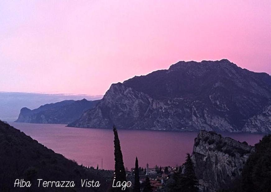 Viewlake Apartment Torbole Sul Garda Zewnętrze zdjęcie